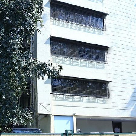 Treebo Trend Aviva Suites Мумбаи Экстерьер фото
